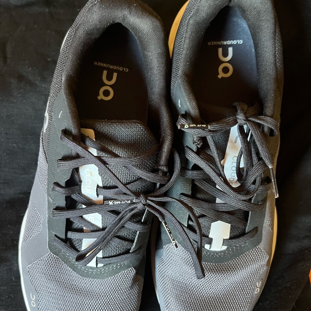 ON running CloudRunner Men’s Black Athletic Shoes with Cloud Cushioning